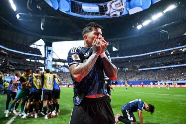 web-celebra-expulsao-de-jogador-argentino-na-final-da-copa-do-mundo