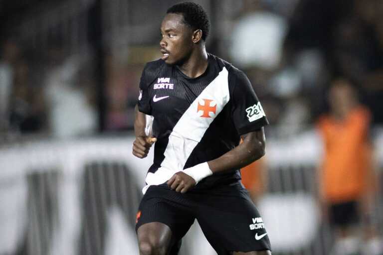 Andrés Gómez é vetado no aquecimento e fica fora de Bahia x Vasco andres-gomez-e-vetado-no-aquecimento-e-esta-fora-de-bahia-x-vasco
